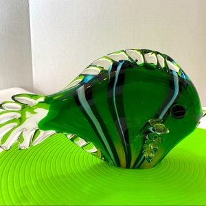 Fifth avenue crystal art glass fish. No chips or cracks
